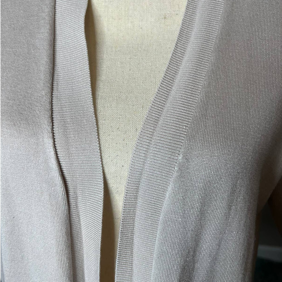 New Grace Open Cardigan in Pale Platinum Short Sleeves Size Medium - Picture 2 of 6